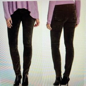 Eileen Fisher acid wash velvet skinny Jeans Black Size 8